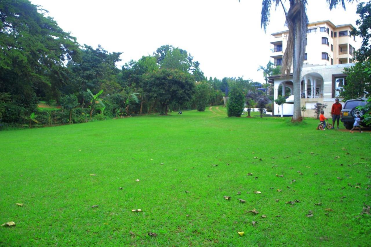 Motel Egg Botanical View Entebbe Exterior foto